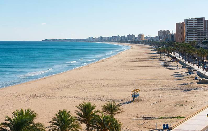 Primera Linea De Mar إل كامبيلو المظهر الخارجي الصورة